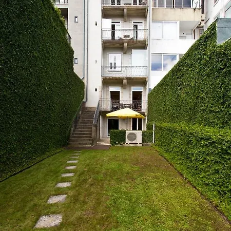 Apartment Boutique Rentals- Hidden Garden Porto's Downtown Porto