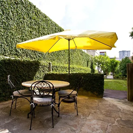 Apartment Boutique Rentals- Hidden Garden Porto's Downtown Porto