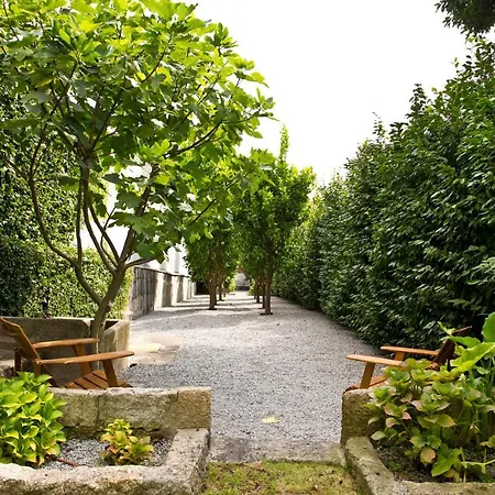 Apartment Boutique Rentals- Hidden Garden Porto's Downtown *