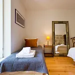 Boutique Rentals- Hidden Garden Porto's Downtown * 포르투