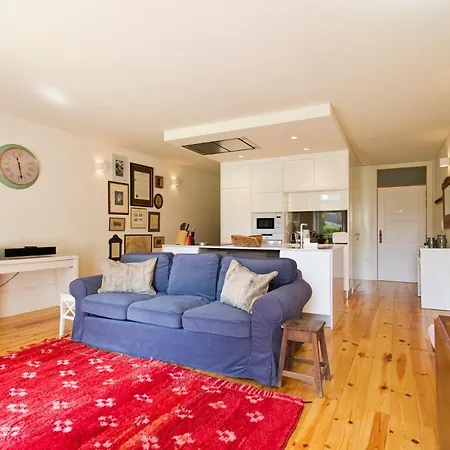 Boutique Rentals- Hidden Garden Porto's Downtown *