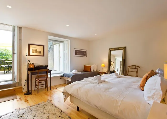 Lejlighed Boutique Rentals- Hidden Garden Porto's Downtown Porto