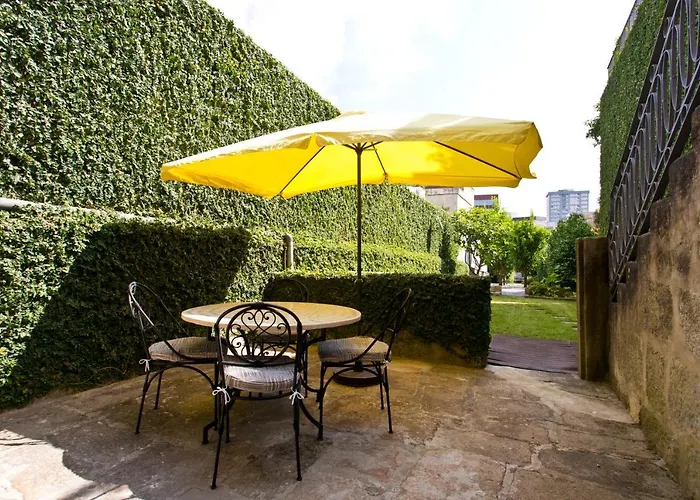 شقة Boutique Rentals- Hidden Garden Porto's Downtown بورتو